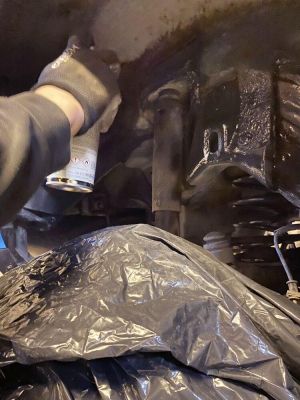 SPRAY AUTO 500ml Спрей покритие за предпазване от камъни - черен