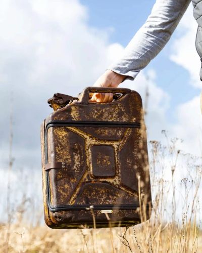 OWATROL OIL - ДОБАВКА ЗА БОИ И ИНХИБИТОР НА РЪЖДА 0,5 L