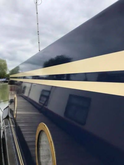 MARINE POLYTROL - ПРЕПАРАТ ЗА ПРЕМАХВАНЕ НА РЪЖДА ВЪРХУ НЕРЪЖДАЕМА СТОМАНА И ВЪЗСТАНОВЯВАНЕ ЦВЕТА НА СТЪКЛОПЛАСТИТЕ 0.5 L